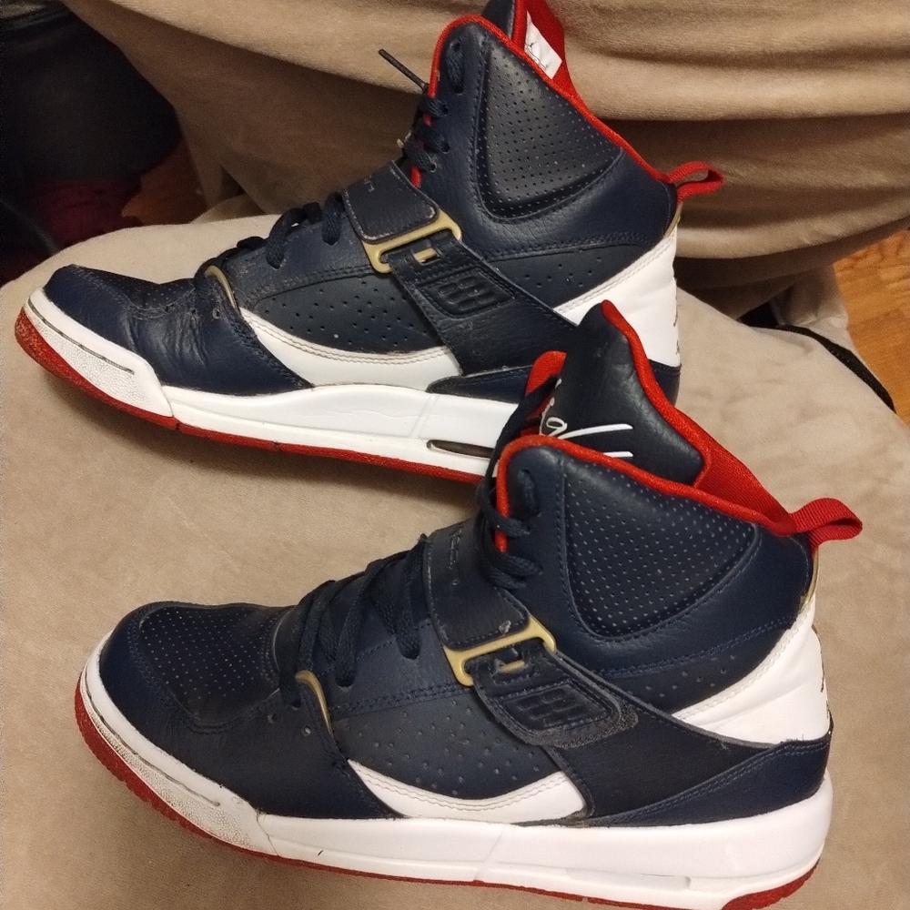 Boys Jordans Flight 1, size 7 Youth